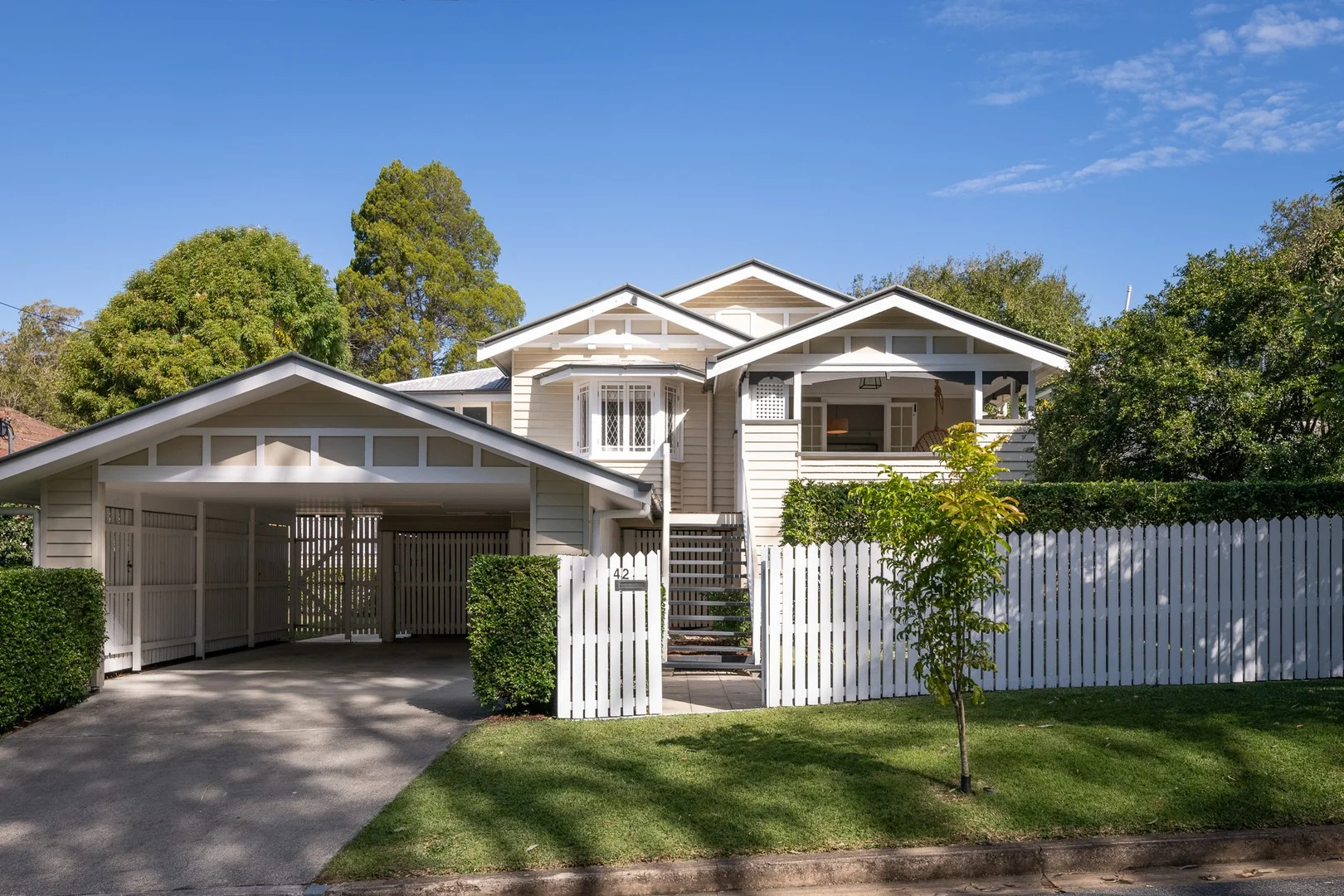 2020166189_6_1_250731_042828-w2160-h1440