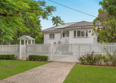 Mitchelton, QLD